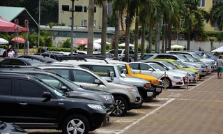 Từ 15/8, có thể bán ô tô kèm theo biển số trúng đấu giá