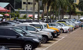 Từ 15/8, có thể bán ô tô kèm theo biển số trúng đấu giá