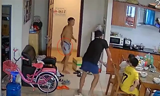 Công an xác minh vụ người đàn ông bị hàng xóm dùng dao tấn công