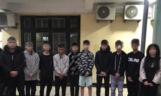 Bắt nhóm đạo chích nhí 'vặt' loạt gương ô tô ở Hà Nội