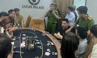 Chiêu thức tinh vi của sòng bạc núp bóng CLB Poker vừa bị triệt phá