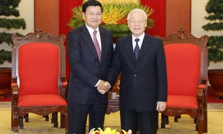 Tổng Bí thư, Chủ tịch nước Nguyễn Phú Trọng tiếp Thủ tướng Lào Thongloun Sisoulith. (Ảnh: Trí Dũng/ TTXVN)