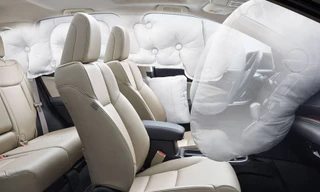 Triệu hồi xe của Ford do lỗi túi khí Takata.