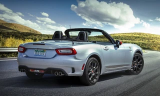 Top 10 hãng xe kém tin cậy nhất năm 2019