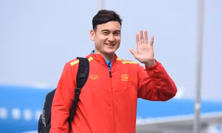 Thủ Thành Đặng Văn Lâm trong ngày về Việt Nam 26/1.