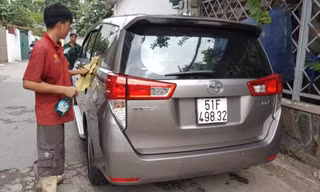Giá rửa xe, dọn nội thất tăng gấp đôi ngày Tết
