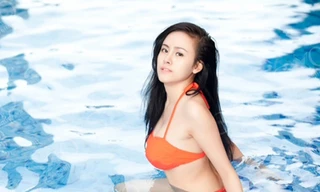 Bà Tưng bất ngờ tung ảnh bikini nóng hổi