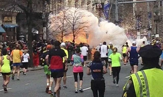 Kịch bản khủng bố ở Mỹ: Vũ khí trước, virus sau