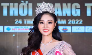 Tân hoa khôi Đặng Thị Kim Thoa