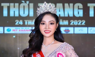 Tân hoa khôi Đặng Thị Kim Thoa