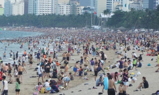 Đổ xô đi du lịch Nha Trang dịp Tết 