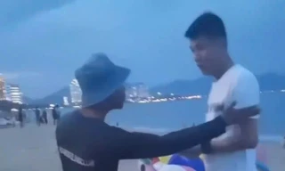 Công an làm việc với nhóm đối tượng đòi thu phí khách du lịch