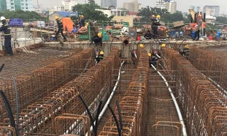 Đường hỏng không có tiền sửa, dự án khẩn cấp phải qua 'rừng' thủ tục 