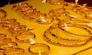 Cuối tuần, giá vàng tăng trở lại. (Ảnh Như Ý). 