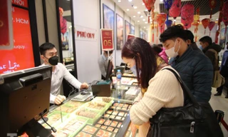 Cuối ngày Vía Thần tài, vàng quay đầu giảm giá mạnh. ảnh minh họa 