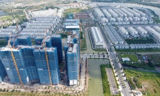 Nguồn thu từ nhà đất tăng do một số địa phương đấu giá đất, thu tiền sử dụng đất 1 lần của dự án. (Ảnh minh họa). 