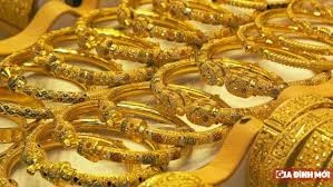 Vàng bất ngờ quay đầu giảm giá ngày “Ông công ông Táo”. ảnh minh hoạ 