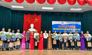 Ninh Bình: Công nhận 16 nam giới là hội viên danh dự Hội Liên hiệp Phụ nữ