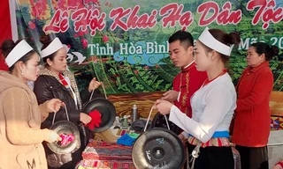 Cận cảnh lễ hội quy tụ 4 vùng Mường lớn ở Hòa Bình