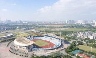 Việt Nam cần sân vận động hiện đại hơn Sân vận động quốc gia Mỹ Đình để đăng cai World Cup. 