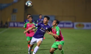 Hà Nội vượt trội so với đội Hạng nhất Đồng Tháp trong trận đấu trên sân Hàng Đẫy chiều 31/5.