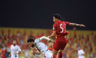 Đoàn Văn Hậu tái phát chấn thương ngay sau khi được ông Park triệu tập thi đấu ở Vòng loại thứ 2 World Cup 2022. (ảnh Hữu Phạm)