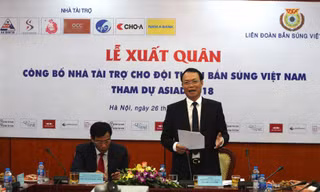 Chủ tịch Liên đoàn bắn súng Đỗ Văn Bình phát biểu tại Lễ xuất quân đội tuyển bắn súng Việt Nam tham dự Asiad 2018.