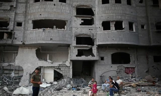 Bom đạn Israel tàn phá dải Gaza