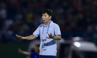 HLV Kim Sang-sik được AFF chọn dẫn dắt đội ASEAN All-Stars đấu MU. 