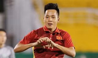 Tiền đạo Thanh Bình bị loại vào phút cuối