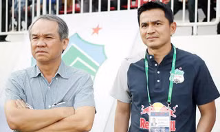 Bầu Đức chỉ nói cho vui khi tuyên bố không cần cúp vô địch V-League?