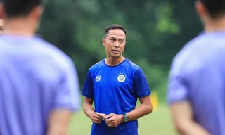 HLV Lê Đức Tuấn nối dài chuỗi thay tướng ở CLB Hà Nội (ảnh Ngọc Tú)