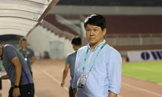 HLV Vũ Tiến Thành của CLB Sài Gòn đưa về một loạt cầu thủ trẻ, ít tên tuổi để thay thế cho các gương mặt dày kinh nghiệm thi đấu V-League.