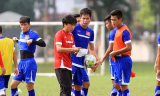 Thầy trò HLV Miura tại Kuala Lumpur