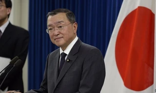 Bộ trưởng Kinh tế, Thương mại và Công nghiệp Nhật Bản Yoichi Miyazawa