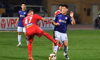 Nếu Tăng Tiến ra hết chân tình huống này, Duy Mạnh có thể gặp chấn thương nghiêm trọng. 