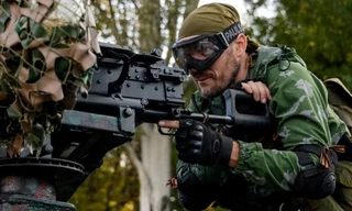 Một tay súng ly khai miền đông