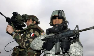 NATO đang gia tăng đề phòng Nga vì cuộc khủng hoảng Ukraine