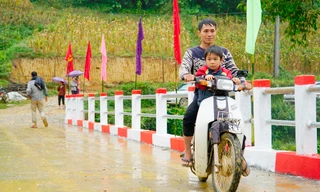 Thăm lại cây cầu làm đổi đời cho bản làng nghèo bên suối Tình yêu