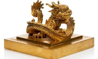 Thời điểm đưa ấn vàng triều Nguyễn Hoàng đế chi bảo về nước