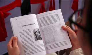 Thư của nữ tướng Nguyễn Thị Định và hàng trăm bức thư tình thời chiến