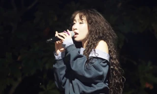 Ca sĩ Mỹ Anh 'đốt cháy' sân khấu đặc biệt