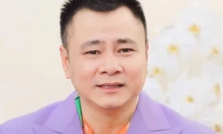 NSND Tự Long: 'Vợ rất sợ tôi'