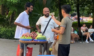 Khách quốc tế nêu kinh nghiệm để không bị 'chặt chém' khi du lịch Việt Nam