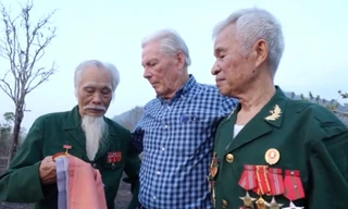 Con trai cựu Bộ trưởng Quốc phòng Mỹ Robert McNamara thay cha hàn gắn, chữa lành vết thương chiến tranh