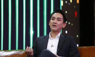 Hứa Vĩ Văn kể chuyện bị đánh gãy mũi khi đóng phim