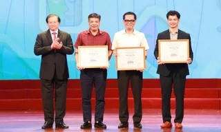 NSND Xuân Bắc giành huy chương Vàng