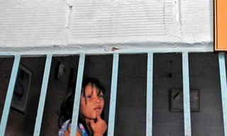 Rùng mình nạn đấu giá trinh nữ