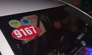 Tài xế taxi Vinasun bị thanh niên cứa cổ qua nguy kịch