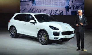 Porsche Cayenne S E-hybrid 'lộ nguyên hình'